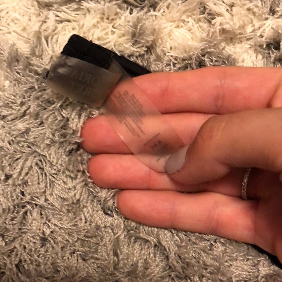 Black vs strap bathing suit - Picture 2 of 2